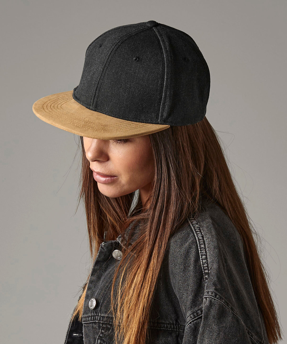 Suede peak snapback