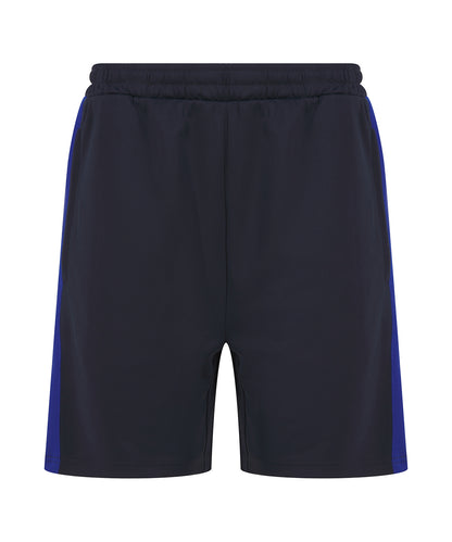 Knitted shorts with zip pockets