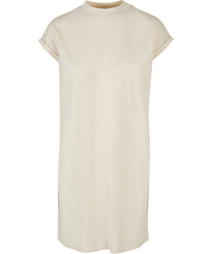 Women’s extended shoulder dress